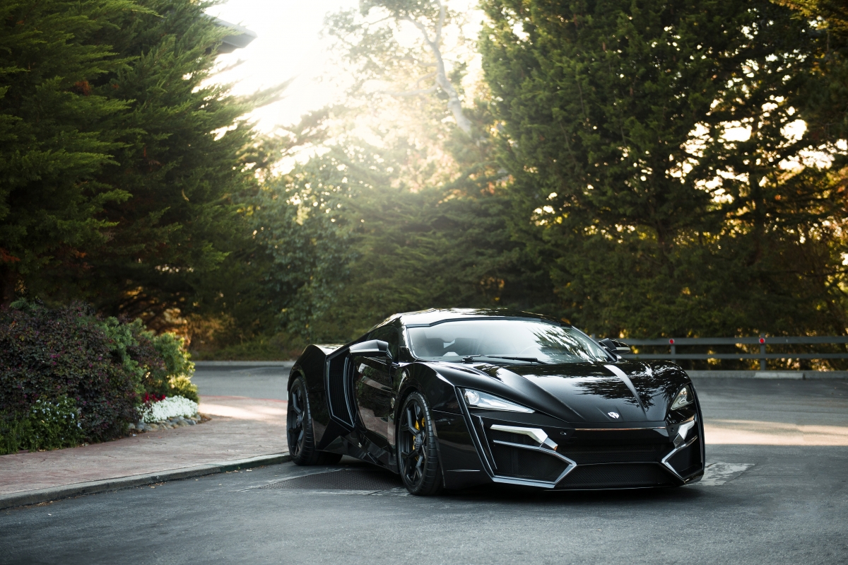 HyperSport Lykan黑色跑车4K壁纸