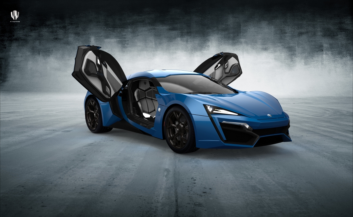 蓝色超级跑车Lykan Hypersport 8K壁纸