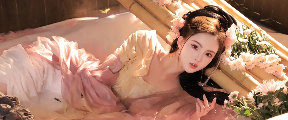 唯美美女 古风 粉色花朵 3440x1440带鱼屏壁纸