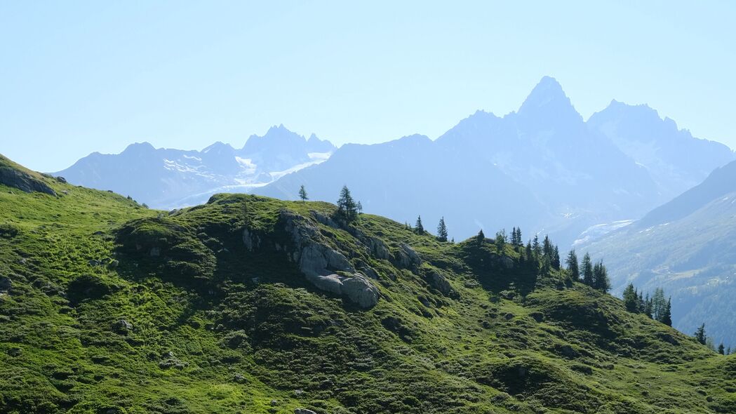 3840x2160 草 坡 山 石头 自然壁纸 背景4k uhd 16:9