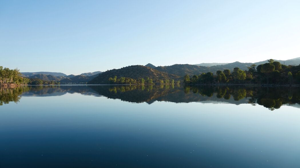 3840x2160 湖 森林 反射 天空 自然壁纸 背景4k uhd 16:9