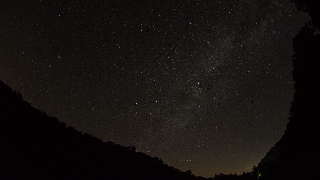 3840x2160 星星 银河 夜晚 山丘壁纸 背景4k uhd 16:9