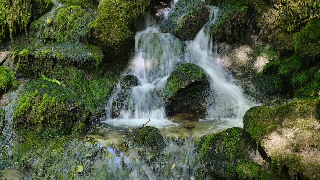 3840x2160 瀑布 石头 苔藓 自然 级联壁纸 背景4k uhd 16:9