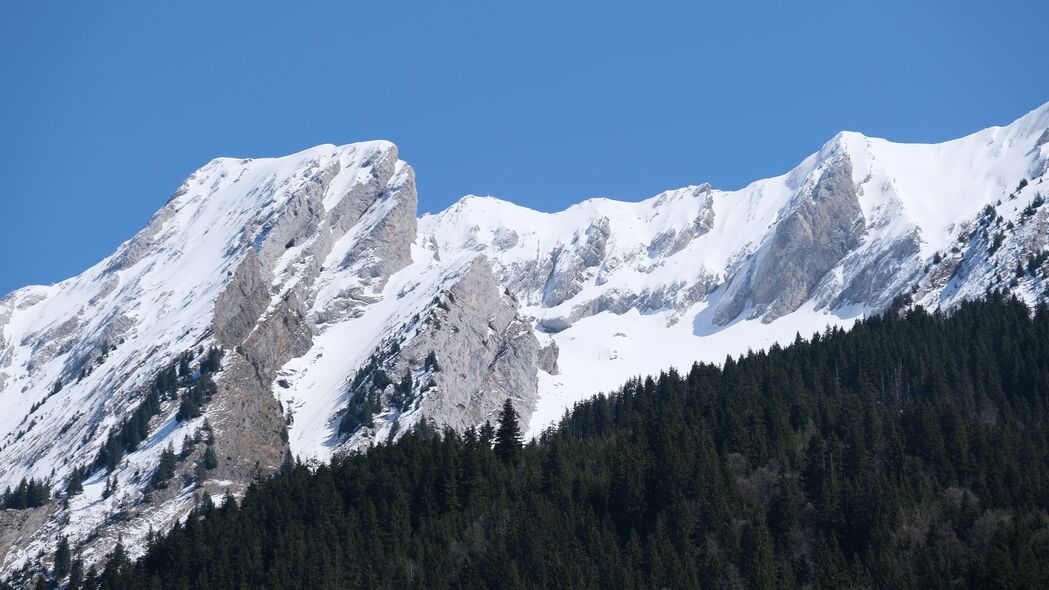 3840x2160 山脉 浮雕 雪 斜坡 树木 景观壁纸 背景4k uhd 16:9