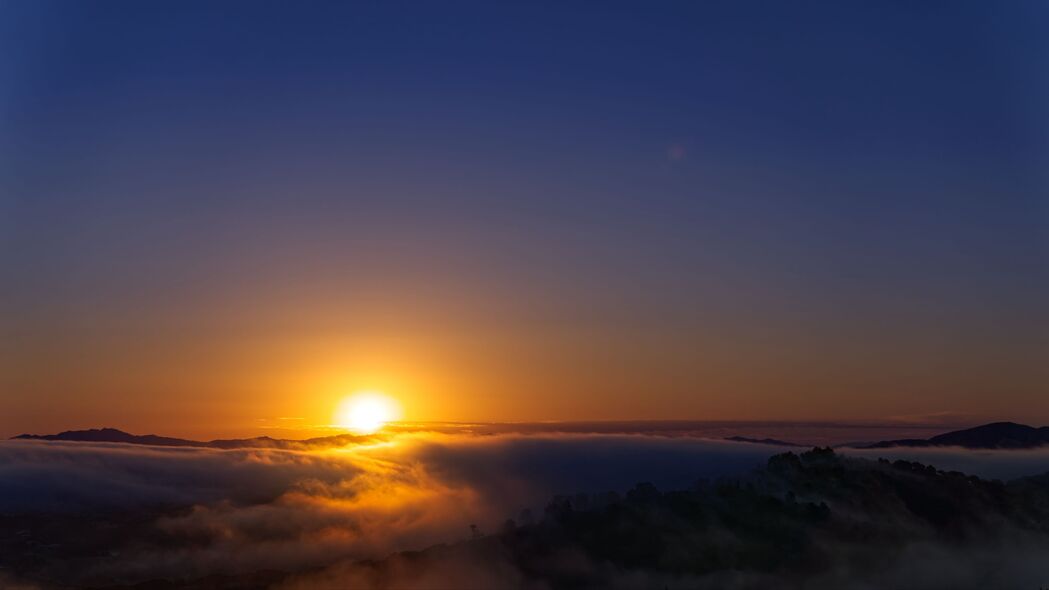 3840x2160 日落 山脉 云 太阳 地平线 深色壁纸 背景4k uhd 16:9