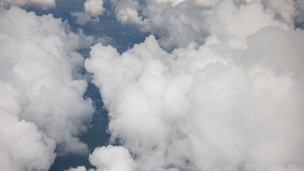 3840x2160 云 天空 多孔 白色壁纸 背景4k uhd 16:9