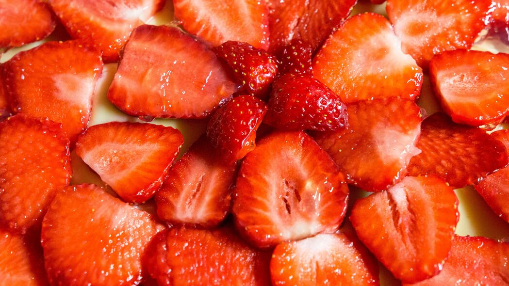 3840x2160 草莓 浆果 水果 成熟 红色 4k壁纸 uhd 16:9