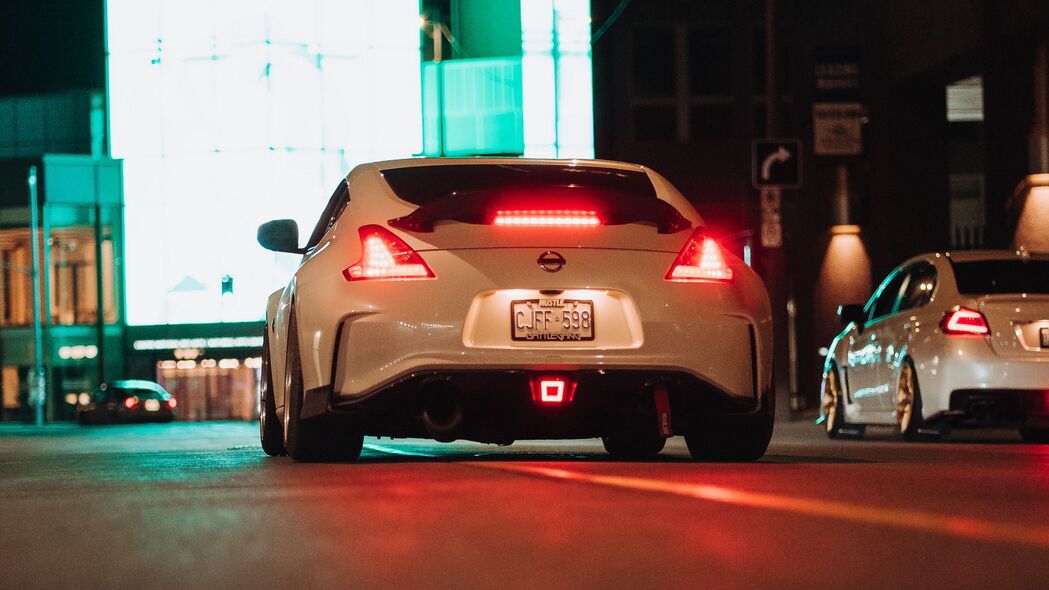 3840x2160 日产370z 日产 汽车 白色 道路 夜间 4k壁纸 uhd 16:9