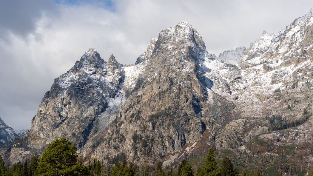 3840x2160 山 峰 雪 坡 树 景观 4k壁纸 uhd 16:9