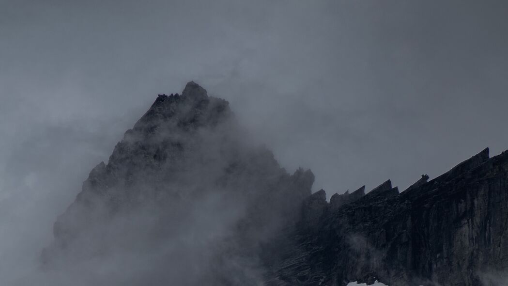 3840x2160 山 峰 雾 云 雪 4k壁纸 uhd 16:9