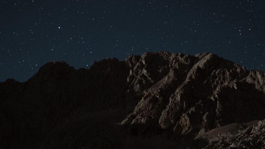 3840x2160 山脉 岩石 夜晚 星星 星空 4k壁纸 uhd 16:9