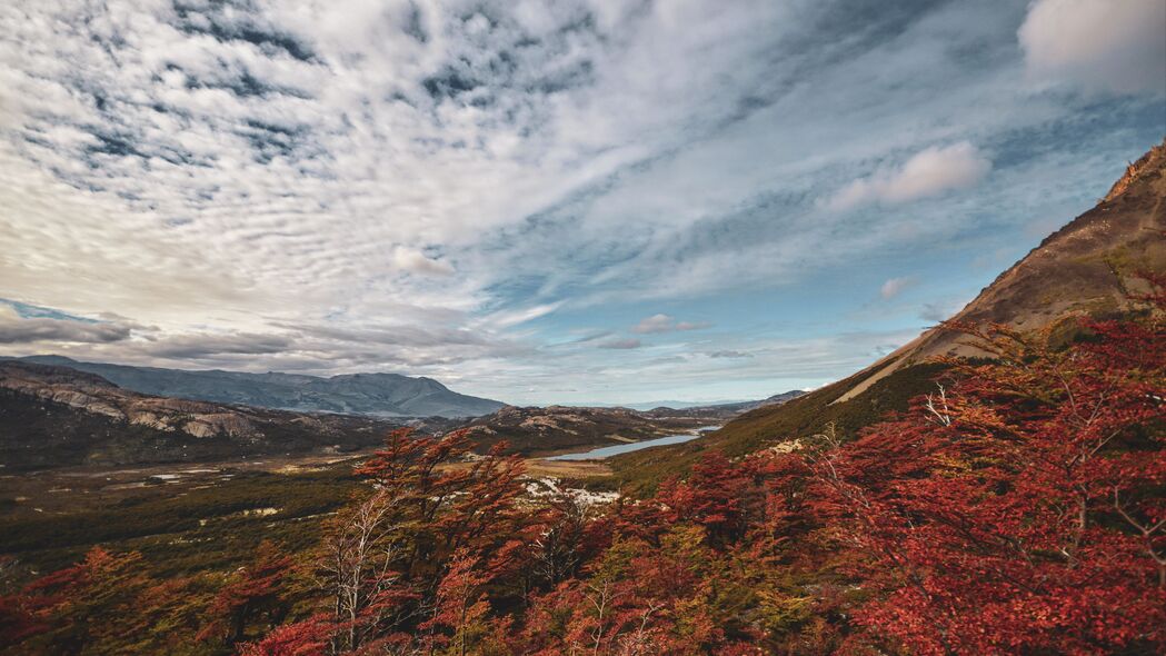 3840x2160 树木 山脉 风景 秋天 天空 4k壁纸 uhd 16:9