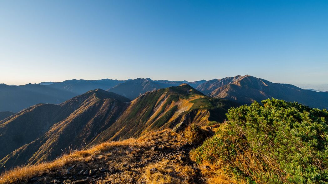 3840x2160 山脉 岩石 浮雕 灌木 4k壁纸 uhd 16:9