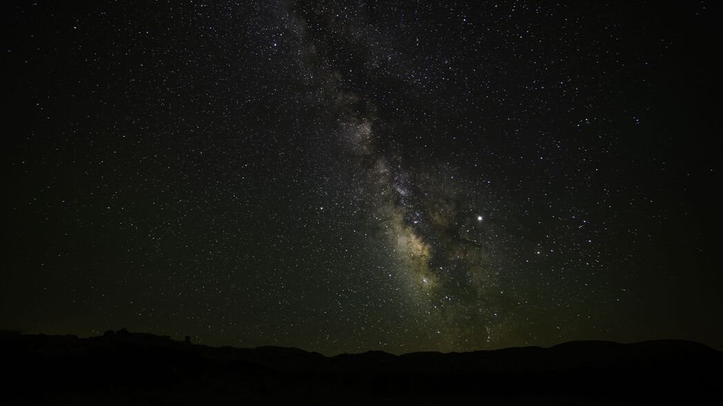 3840x2160 空间 星空 夜晚 深色 4k壁纸 uhd 16:9