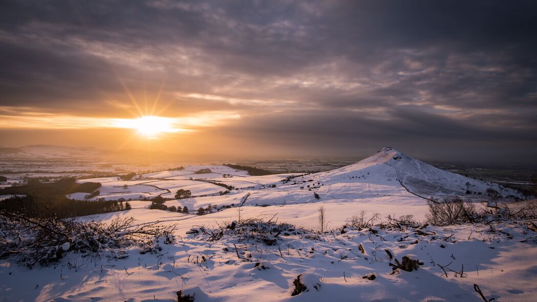 3840x2160 山丘 风景 冬天 雪 日落 4k壁纸 uhd 16:9