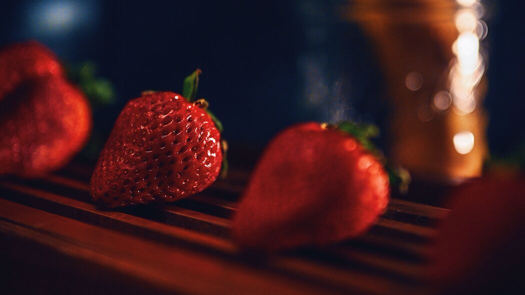 3840x2160 草莓 浆果 成熟 红色 多汁的 4k壁纸 uhd 16:9