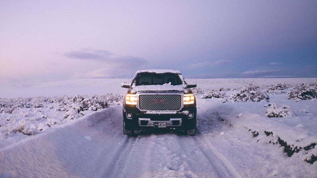 3840x2160  gmc sierra gmc 皮卡 suv 黑色 前视图 雪地 冬季 越野 4k壁纸 uhd 16:9