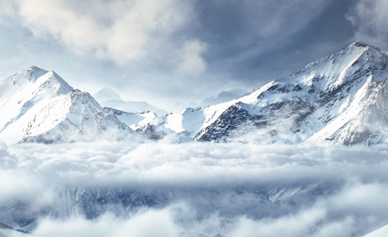 寒冷雪山冰天