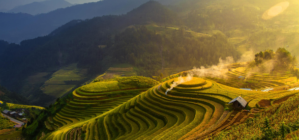 梯田风光背景