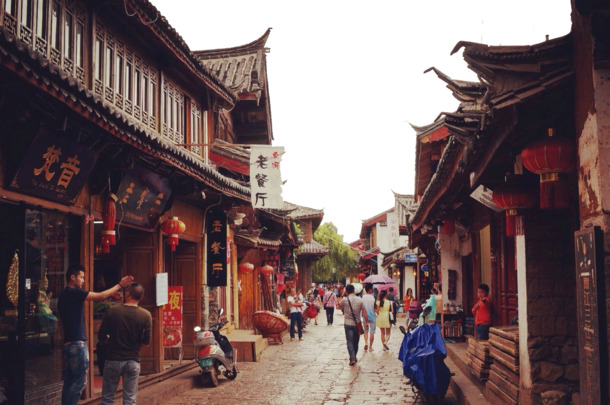 旅游景区束河古镇